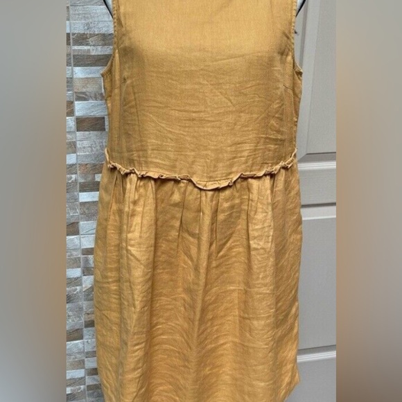 Linen Dress - Picture 2 of 6